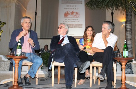 Da sx Aldo Grasso, Giulio Giorello e Bernard-Henri Lévy